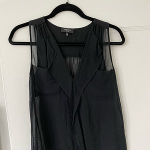 Aritzia Babaton v neck sleeveless top